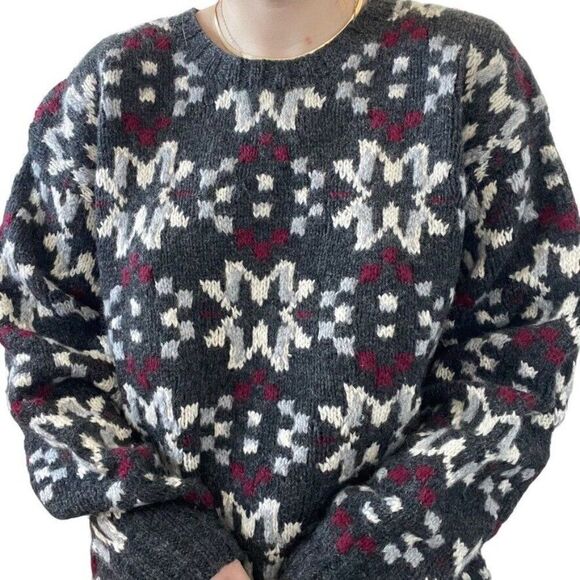 Vintage 1990s Embassy Row Hand Knit Snowflake Wool Chunky Overszied Sweater Sz L - Picture 3 of 6